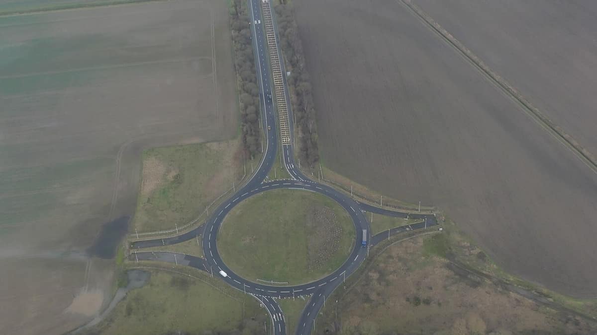 The M181 "roundabout to nowhere", west of Scunthorpe (aerial, 2026)
